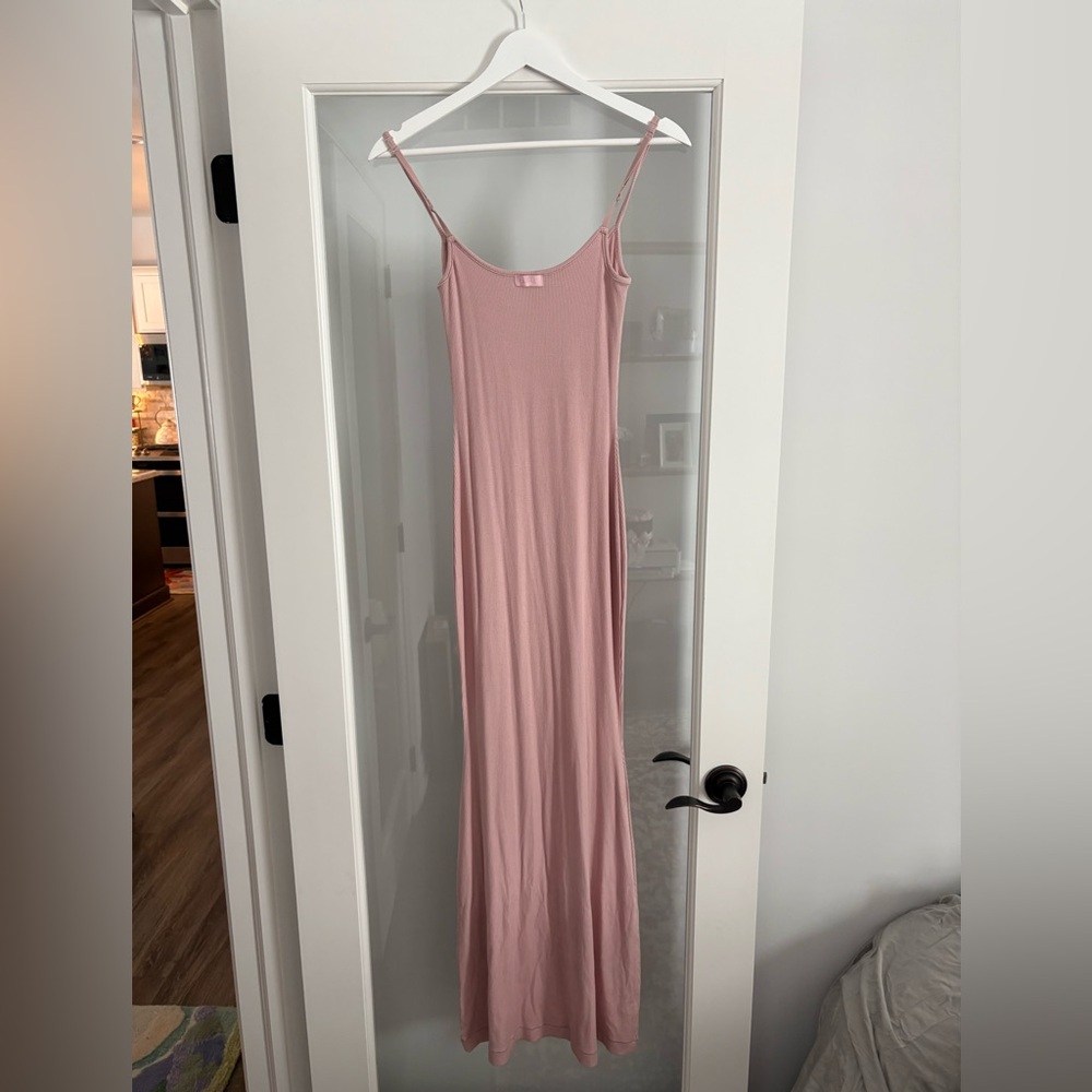 SKIMS NWT Soft Lounge Morganite Slip Dress